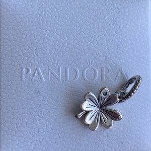 Pandora Clover Charm (with box)